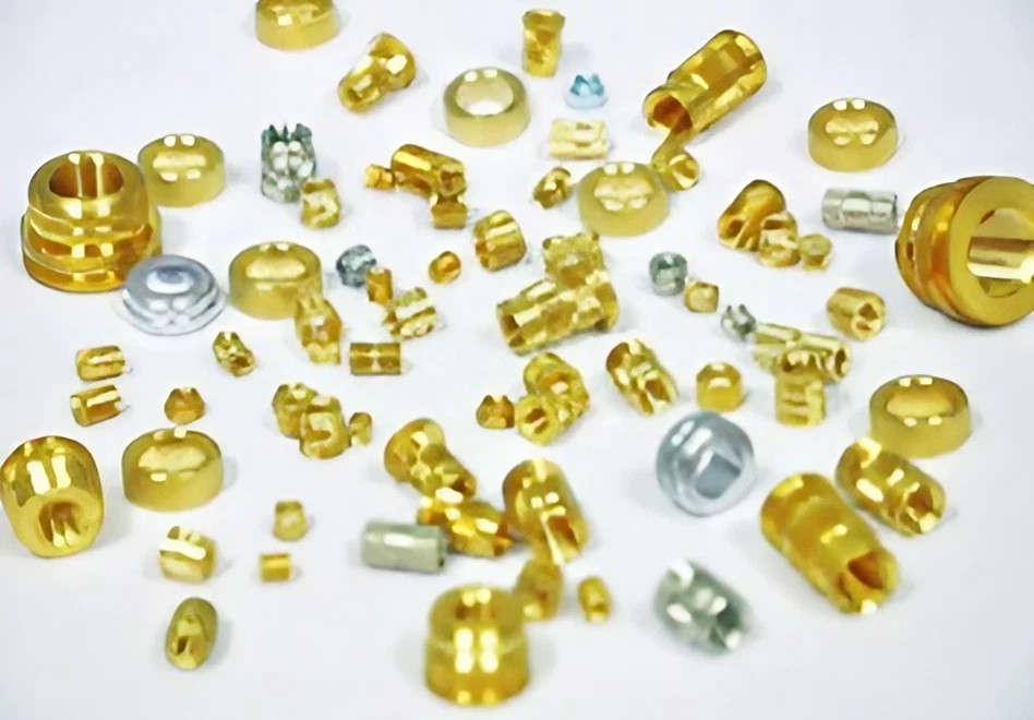 プラスチック用インサートナット